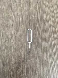SIM Card Tray Ejector Pin Key - Photo 1 sur 1