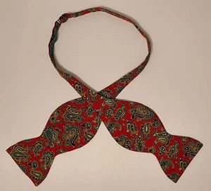 Beau Ties Ltd of Vermont Hand Sewn 100% Silk Mens Bow Tie Red/Multicolor Paisley - Picture 1 of 7