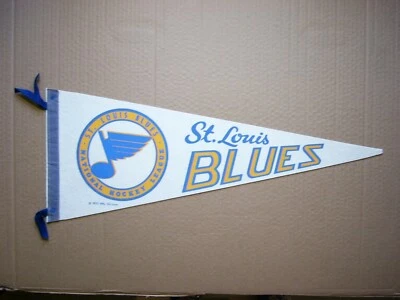 1970 NHL SERVICES ST. LOUIS BLUES NHL HOCKEY PENNANT FLAG WITH STREAMERS - Image 1 of 4