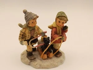 Goebal Berta Hummel "Schlittenzeit" Figur - BH 60/5/0 78255 - A Hawthorne Village - Bild 1 von 12