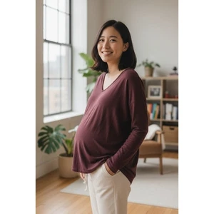 GAP Maternity Burgundy Long Sleeve V-Neck Shirt – Size XL - Picture 1 of 3