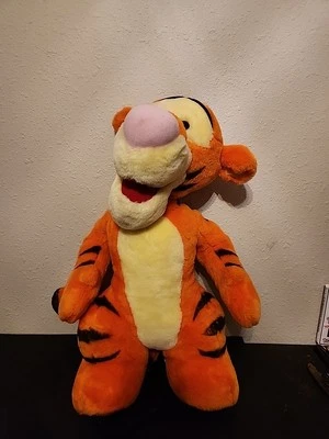 🔥De colección Años 90 Disney Mattel Tigger Grande 22” Peluche Juguete Winnie The Pooh Foto 1 de 4
