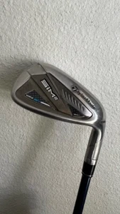 TaylorMade SIM2 MAX Approach 49* Wedge, Steel Dynamic Gold Stiff Flex - Picture 1 of 3
