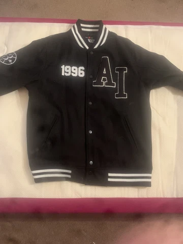 BRAND NEW Roots Of Basketball Allen Iverson Varsity Jacket Size XL Cover