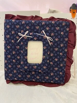 Álbum de fotos de historia familiar azul y rojo floral 24,00 Foto 1 de 3