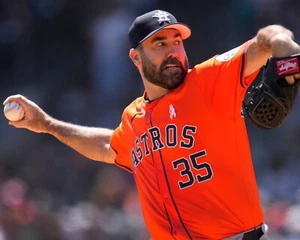 8x10 Photo JUSTIN VERLANDER Houston Astros ‘17 World Series Champion ‘22 MVP CY - Picture 1 of 1