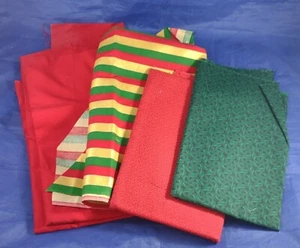 Lot of Fabric Remnants CHRISTMAS Cotton Fabric - Calicos, Stripes, Red - Picture 1 of 5