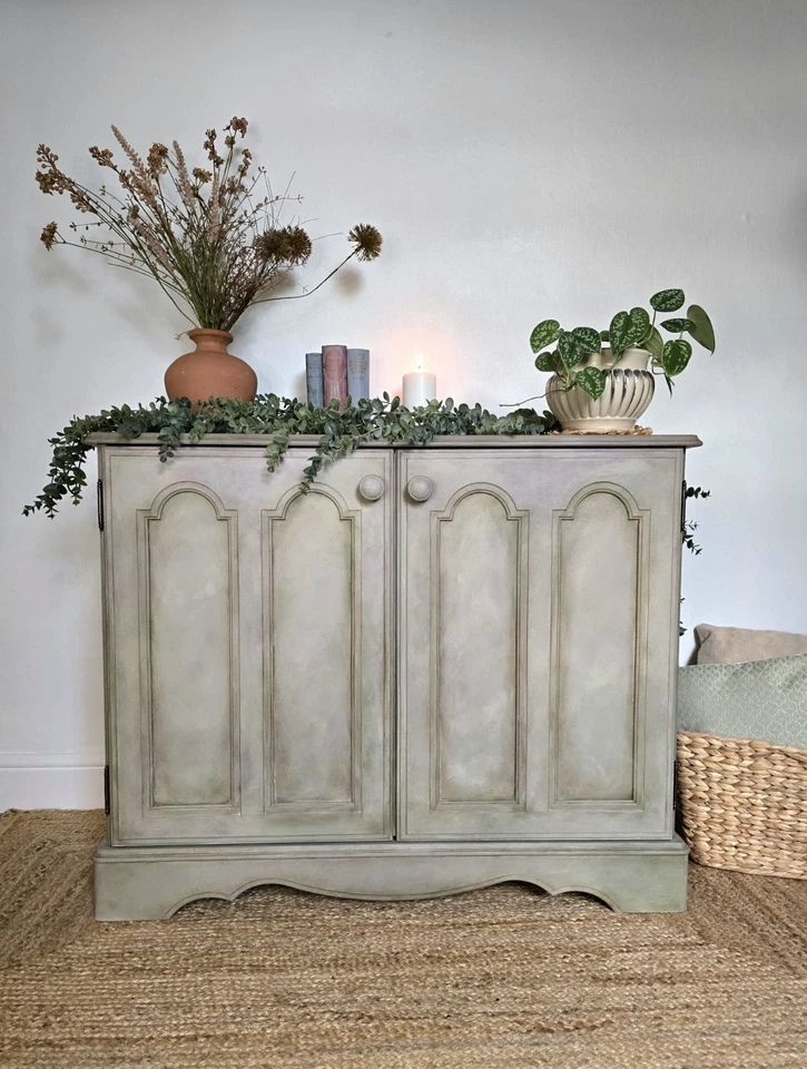 Vintage Rustic hand-painted solid pine sideboard, cabinet, cupboard. - Image 1 of 4
