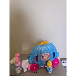 Fisher Price Little People Princesa Cenicienta Carruaje Caballo Figura Conjunto Juguete - Imagen 1 de 4