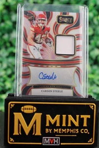 Memorabilia de Carson Steele 2024 Select #RSM-CSE Signature plateada/199 RC Chiefs - Imagen 1 de 2