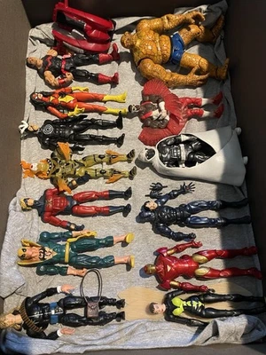 Marvel Legends Lot Loose Toybiz Hasbro (13 Total) Moon Knight The Thing & More - Image 1 of 4