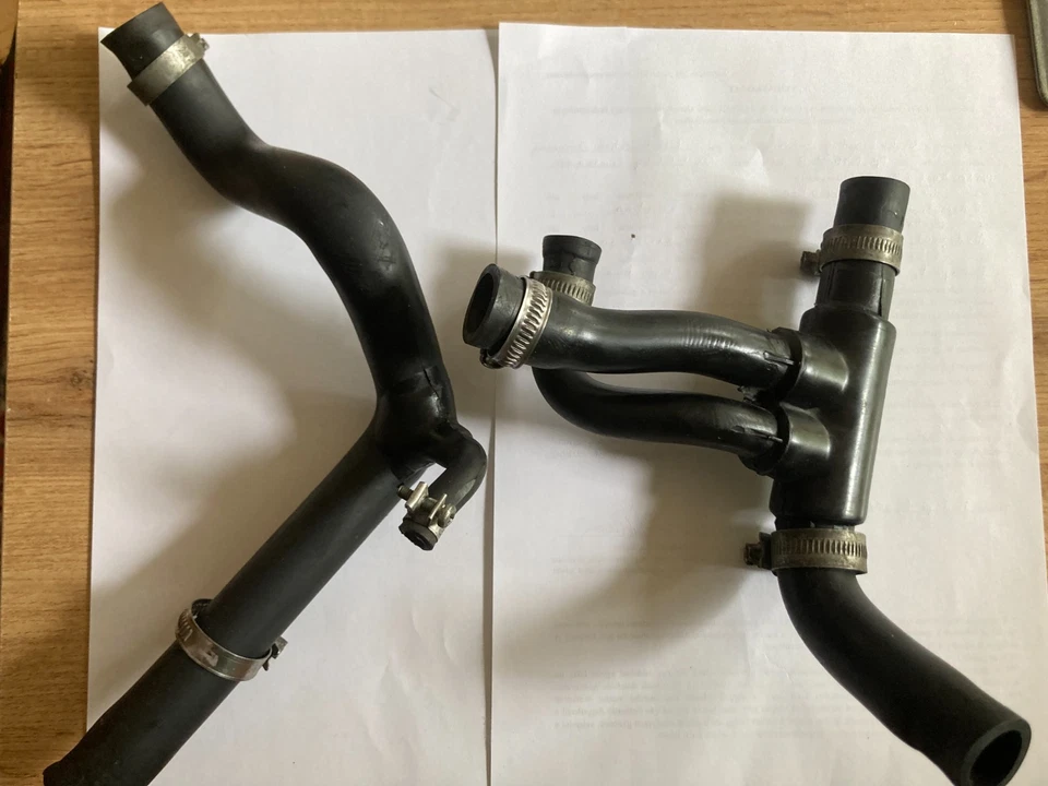 cagiva mito water hose Foto 1 de 1