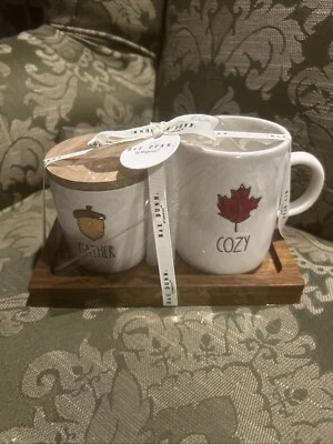 Acogedor juego de crema y azúcar Rae Dunn Gather con bandeja de madera Foto 1 de 4