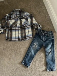 Next Hemd & dunkle Jeans Jungen 12-18 Monate sehr guter Zustand Party - Bild 1 von 6