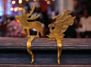 Messingmantel/Regal Weihnachtsstrumpfbügel: Santa Sleigh/Regentier Vintage - Bild 1 von 5