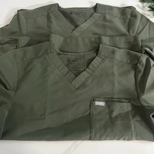 FIGS set Of Two Technical Collection - Women’s V-Neck Scrub Shirt X-Small - XS - Picture 1 of 9