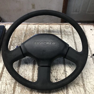 Volante 94 95 Geo Tracker gris 3 radios Foto 1 de 4