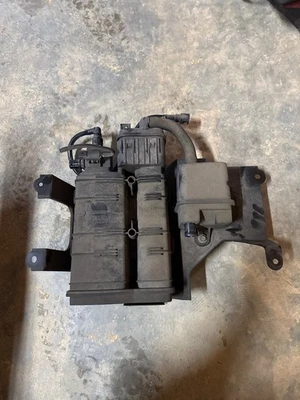 Soporte de bote de carbón de vapor Honda Odyssey Evap 2005-2010 OEM 17011-SHJ-A01 Foto 1 de 4