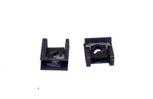 TWO (2) Clip Nuts Fits Course Thread 7mm Bolts Screws OEM C4 Corvette - Bild 1 von 9