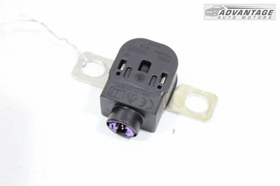 Interruptor de protección contra sobrecarga de batería terminal AUDI Q3 QUATTRO 2015-2017 OEM Foto 1 de 4