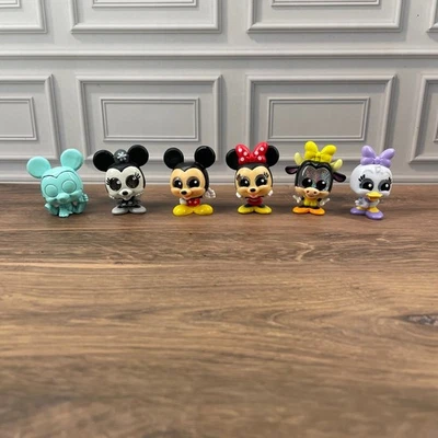 Lote de 6 estatuillas de pato margarita de Minnie Mouse de Mickey Mouse Doorables de Disney Foto 1 de 4