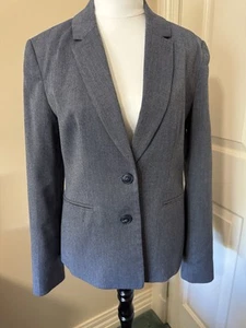 Jaquie E Suit - Picture 1 of 9