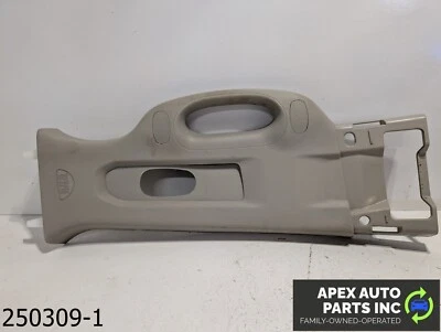 OEM 2013-2018 Dodge Ram 2500 UPPER B PILLAR SEATBELT TRIM PANEL PASSENGER RIGHT — 第 1/4 张图片