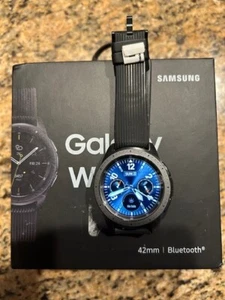 Samsung Galaxy SM-R810 42mm Midnight Black Smart Watch - Photo 1 sur 5
