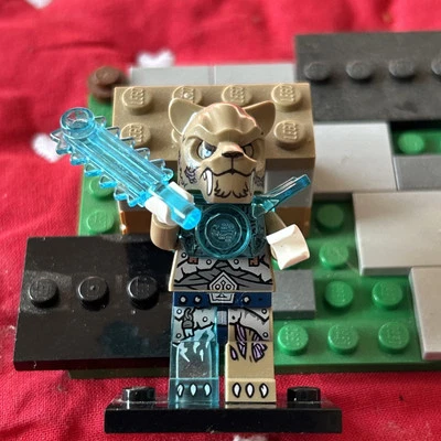 LEGO® Legends of Chima STRAINOR - HEAVY ARMOR Minifigure loc099 **NEW** - Image 1 of 4