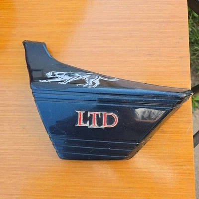 KAWASAKI LTD440 LTD 440 BLUE SIDE COVER PANEL - Image 1 of 4