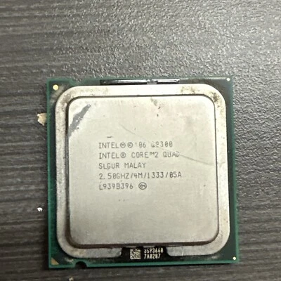 Intel SLB5W Core 2 Quad Q8300 2.50GHz/4M/1333/05A Socket 775 CPU Processor - Image 1 of 2