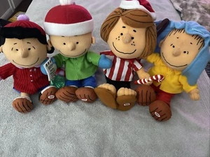 Collectible Peanuts Christmas Gang Set Of 4. Hallamark 2010 11” Sound DoNot Work - Picture 1 of 5