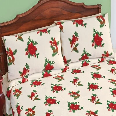 假日主题床上用品红雀和Poinsettias抓绒枕套套装 — 第 1/3 张图片