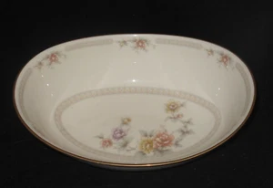 Noritake Ivory Cervantes Oval Vegetable Serving Bowl 9" 7261 - Picture 1 of 3