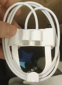 Genuine Apple 60W USB-C Type C Charge Cable 3ft Latest Woven Braided Design Cord - Zdjęcie 1 z 1