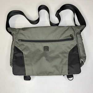 Tumi T-Tech Olive Green Ballistic Nylon Messenger Crossbody Laptop Bag Briefcase - Picture 1 of 14