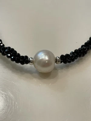 Pearl With Black Spinel Necklace With 925 Sterling Closure Foto 1 de 4