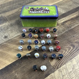 TeenyMates NFL Mini Figures Teenymates Lot of 31 +1 RARE White Hat Referee & Tin - Picture 1 of 12