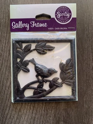 Marco magnético Scentsy Gallery: Wren marrón oscuro nuevo en paquete retirado Foto 1 de 3