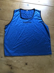 Macron Soccer Practice Bib Vest Pinney Jersey Bright  Blue EUC Barely Used - Picture 1 of 10
