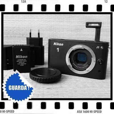 NIKON 1 J1 - OTTICA INTERCAMBIABILE, CONTROLLI MANUALI ED APPENA 5.400 SCATTI - Bild 1 von 4