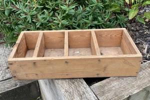 Caja seccionada de madera de jardín vintage cesta de flores almacenamiento de herramientas de transporte de plantas - Imagen 1 de 8
