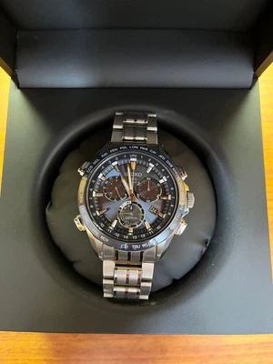 Reloj automático solar Seiko Astron SBXB005 8X82 esfera azul unisex usado Foto 1 de 4