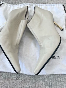 Hugo Boss Botines Botas Zapatos Cuero Marfil Buen Color Tacones 36.5 - Imagen 1 de 22