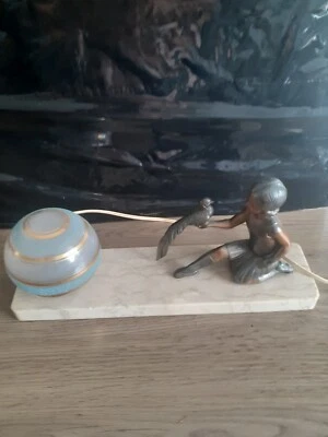 ART DECO  LAMPE  VEILLEUSE femme Enfant Oiseaux Régule sur base en marbre - Photo 1/4