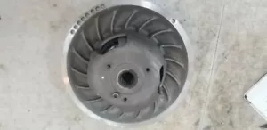 2009 POLARIS IQ SECONDARY CLUTCH 550 600 700 RMK 08 09 10 AT20 - Picture 1 of 3