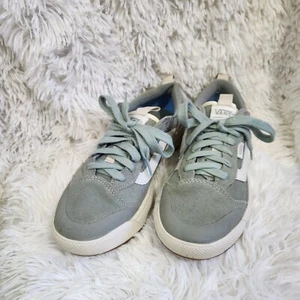 Vans UltraRange Exo Suede & Mesh Sneakers Gray/White Mens 5,womsns 6.5 - Picture 1 of 7