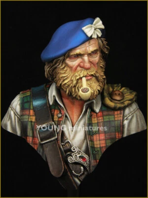 Young Miniatures, Highland Clansman, 1/10th Bust Kit, YH1838 - Image 1 of 4