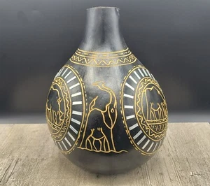 East African Calabash Art Hand Carved Gourd Hausa Rhino And Elephant / Kenya - Picture 1 of 10