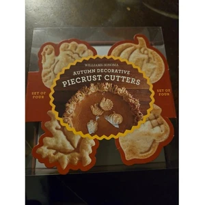New Williams Sonoma Autumn Piecrust Cutters Set 4 Fall Leaf Pumpkin turkey Acorn - Picture 1 of 6